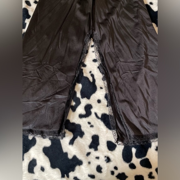 Kayser Black Lace Slip Skirt - Picture 8 of 9